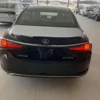 لكزس 2025