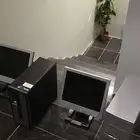 صندوقين كمبيوتر وشاشتين مجاني