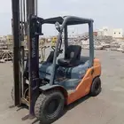 للبيع رافعة شوكية ديزل تويوتا 2.5 طن