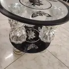 طاولة زجاج