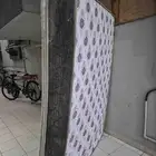 مرتبه نفر ونص مقاسه 140في 200و واتنين متر في مترين نفر وحده