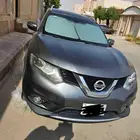 للبيع نيسان إكس-تريل 2015 فل كامل دبل مقاعد جلد (7 ركاب)