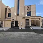 للبيع شقة دور ارضي مدخل خاص بموقع مميز