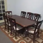 ترابيزة سفرة ومشاية كهربائية للبيع