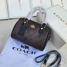 حقيبة COACH   فخامة وأناقة في كل تفصيلة تصميم