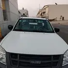 ايسوزو موديل 2008 بنزين وليست ديزل السيارة نظيفة جدا جدا جدا