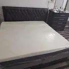 غرفة نوم مستعملة بحالة جيدة