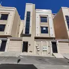 للبيع بحي الضيافه شقق علويه من 520 الف بسطح خاص ومصعد