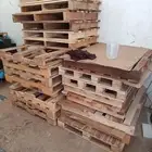 طبليات خشب بحالة جيدة