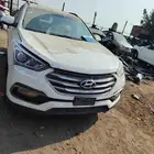 يوجد لدينا قطع غيار السيارات