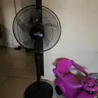 مروحه. بلاك. اند ديكر. للبيع. مع. ريموت.