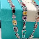 تنس بريسلت وعقد من الفضة مرصعة بالاحجار الكريمة