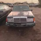 مرسيدس بنز 1990