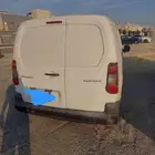 سياره بيجو بارتنر للاجار