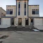 للبيع روف درج داخلي وخارحي موقع متميز احد رفيده
