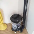 مكنسة كهربائية