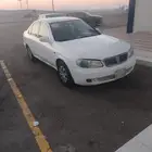 سياره عرض نيسان صني موديل 2002 للبيع محركات ممتازه استماره