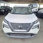 نيسان اكس تريل SVنص فل بلس 7مقاعد موديل 2025