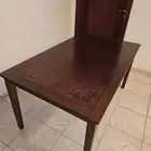طاولة طعام من هوم سنتر ومدخل بحالة جيدة