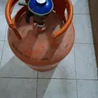 اسطوانة غاز فارغة مع منظم