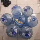 قوارير للبيع