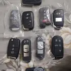 محل مفاتيح فتح سيارات وبرمجه ريموتات بصمه