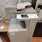 عدد 2 مكينة تصوير واحده ملونه شبه جديده والثانيه عايديه