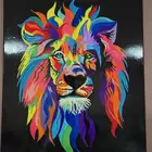 يوجد رسم لوحات فنيه بجميع الخامات لديكور المنزل او هديه