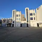 شقق علويه ب الموسي بجانب المدارس وجميع الخدمات