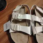 حذاء جديد من سنتر بوينت مقاس 38