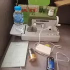 للبيع مكينة خياطة . يابانية الصنع الحجم الصغير النادر