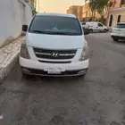 سيارة فان اتش ون حديثة ومكيفة للتوصيل داخل الرياض
