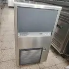 صانعة ثلج إيطالي