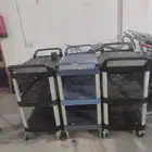 رفوف تخزين وكاشيرات