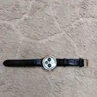 ساعه وكاله مالبسها احد