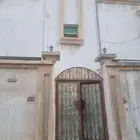 لاجار ثلاث غرف وصاله حمامين مطبخ راكب حي بدر دور اول1500شهر