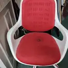 كرسيان مكتب وألعاب جديدان للبيع