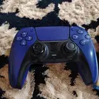 شريط كود مع يدة سوني 5. فيه درفت خفيف جديده على السوم