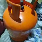 يوجد 2 أسطوانة