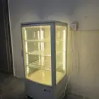 ثلاجه عرض للحلويات ومكيف سبيلت