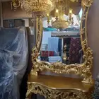مداخل وثريات كرستال وتحف ولوحات