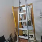 سلم الألمنيوم للبيع مستعمل نظيف الطول التنين متر وأربعين