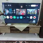 شاشة مع طاولة 58 بوصه