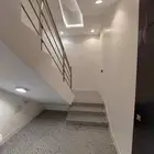 روف للبيع دور ثاني وملحق مساحة كبيره تشطيبات فاخرة