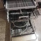 غساله صحون في حاله الوكاله غير مستخدمه سبب البيع سفر