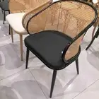 كراسي خشبيه