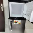ثلاجة و طاقم كنب و ستاءر للبيع