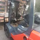 ايجار كرين فوركلفت لوبد jcb