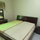 ثلاجة أمريكية وغرفة نوم مستعمله للبيع