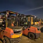 ايجار رافعات شوكيه فوركلفت رافعه شوكيه للايجار يومي شهري